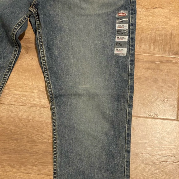 Men’s Levi’s Jeans - Picture 3 of 7